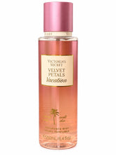 Velvet Petals Vacation Fragrance Mist 250ml